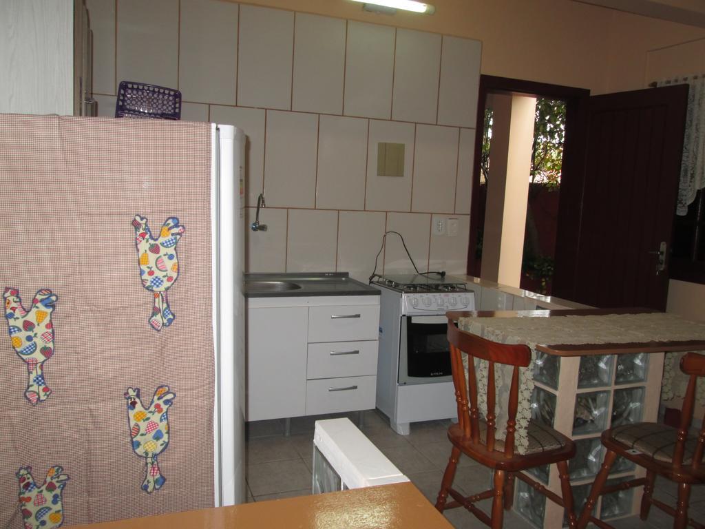 فندق Florianópolisفي  Residencial Dona Vilma المظهر الخارجي الصورة